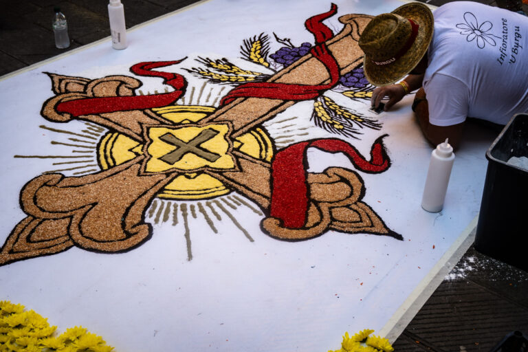 L’Incanto dell’Infiorata di Brugnato: Storia e Tradizione del Corpus Domini